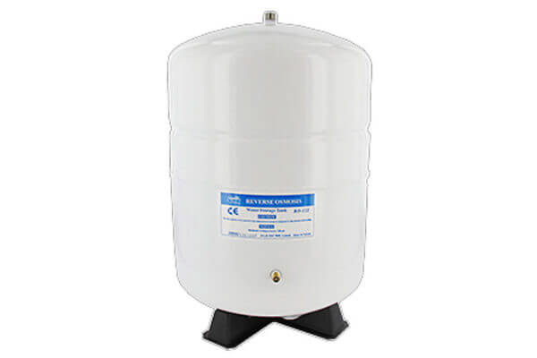 Storage tank for reverse osmosis