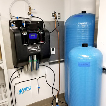 Small commercial reverse osmosis system, for hospitals, restaurants, steam, cooking equipment.