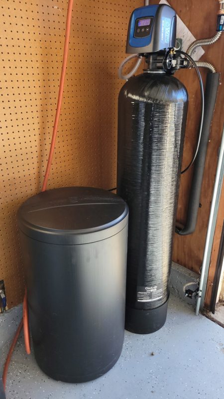 Water Softener Installed at 1 Inch inlet pipe 5800 sxt control valve salt base